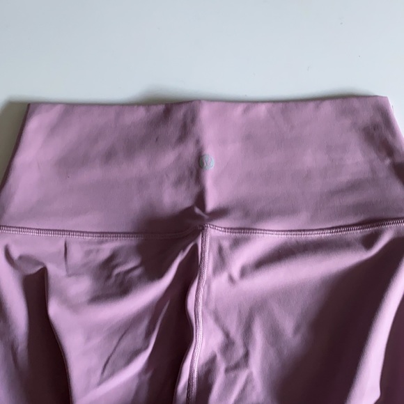 Lululemon - Picture 2 of 3